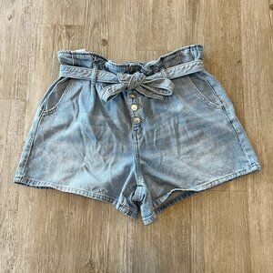 Womens American Eagle Light Wash Mom Short Jean Paperbag Shorts - 16